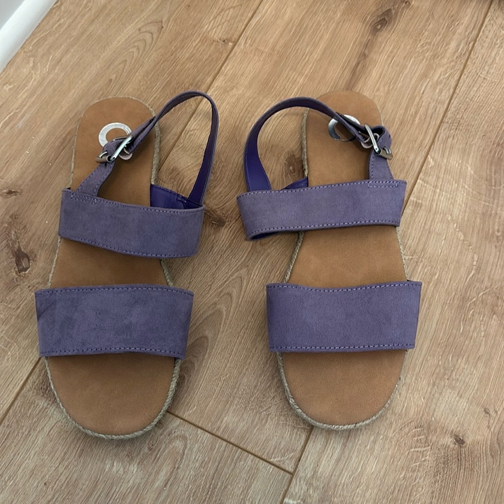 Georgie Sandal | Espadrille Cushion
Sandals | Journee Collection purple size 10
